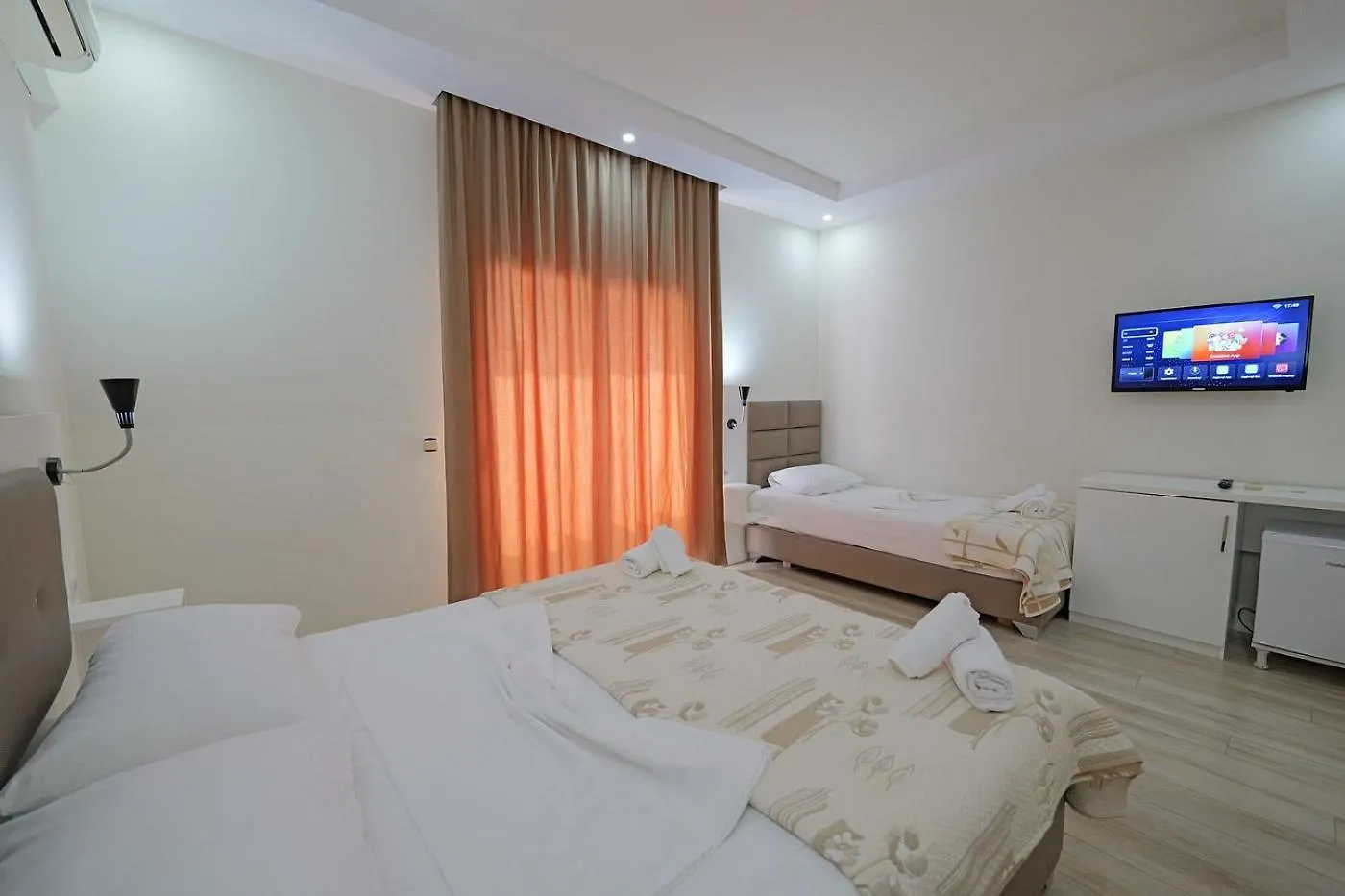 Helia Seaside Hotel Saranda