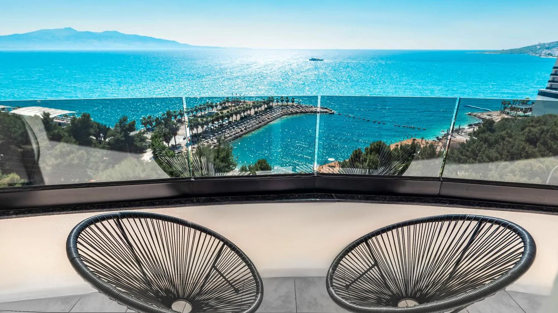 Helia Seaside Hotel Sarandë