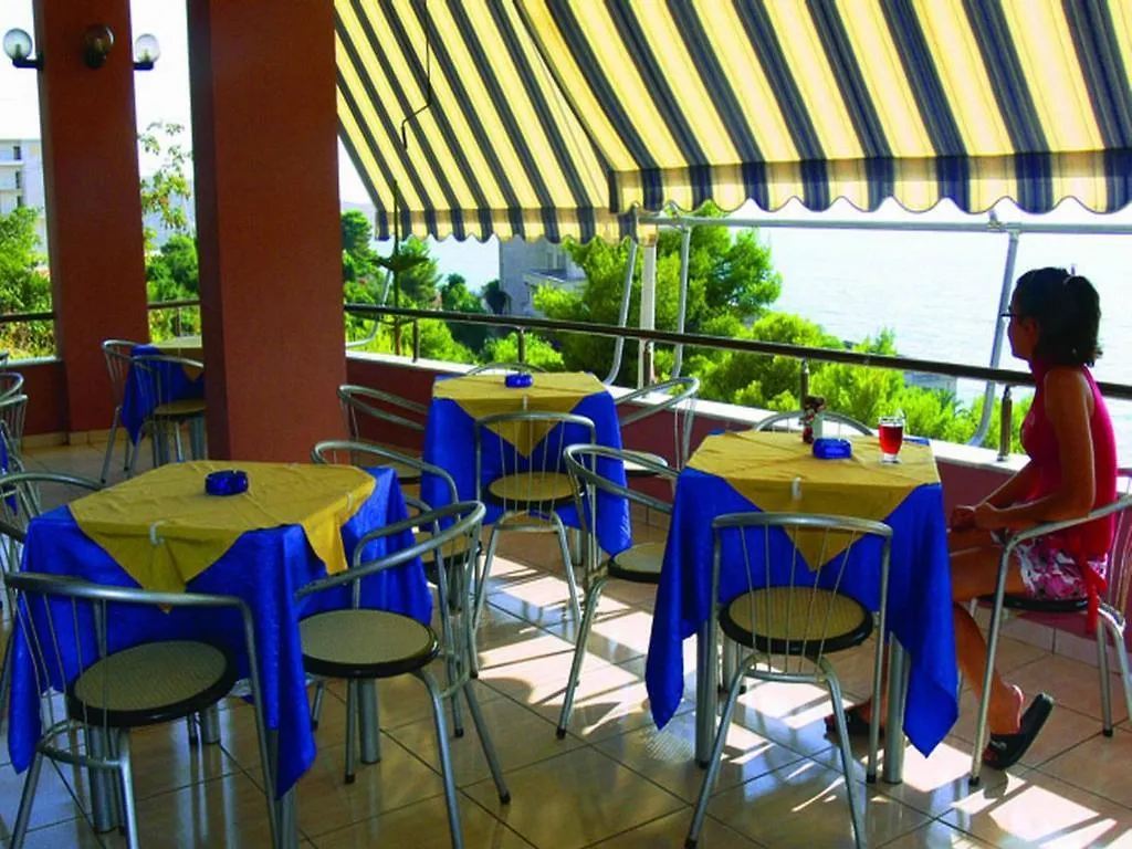 Helia Seaside Hotel Saranda 4*,  Albánia