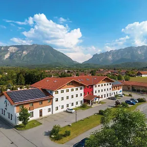 Hey Lou Hotel Piding Szálloda