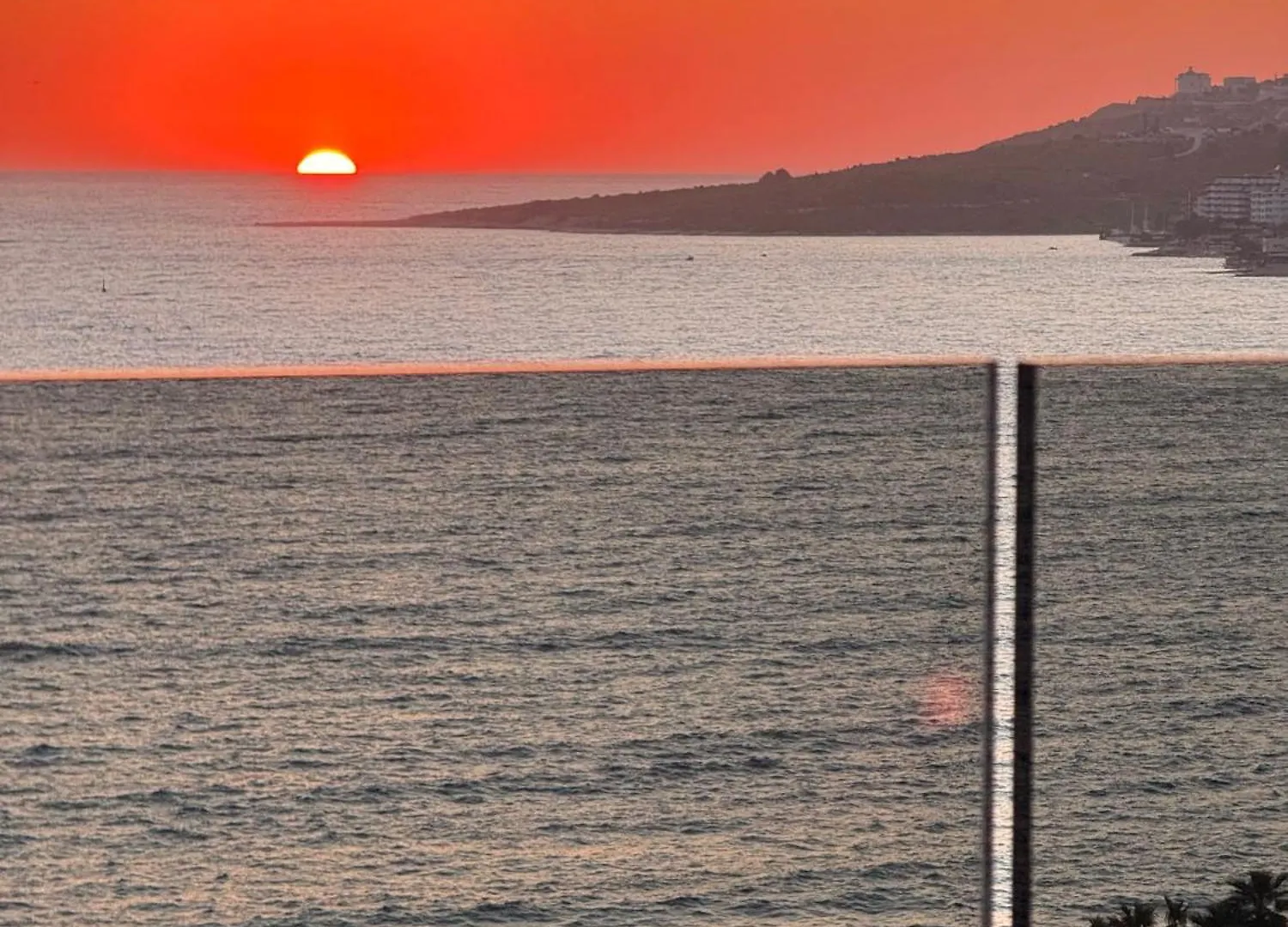 Helia Seaside Hotel Saranda 4*,