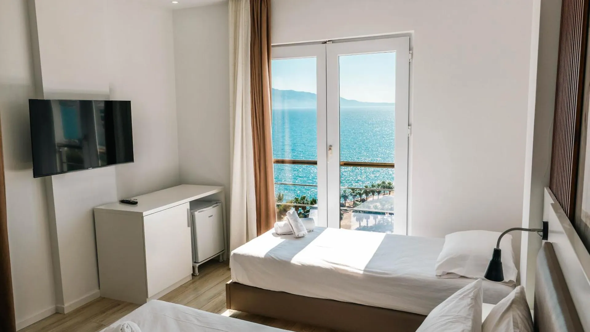 ****  Helia Seaside Hotel Sarande Albania