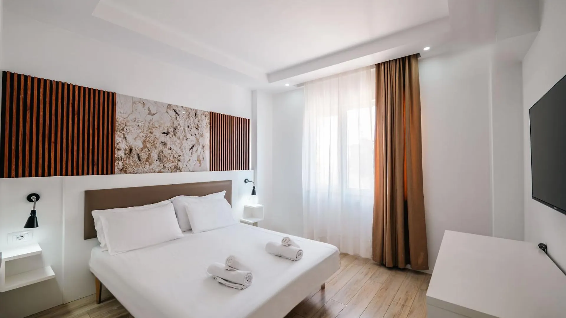 Helia Seaside Hotel Sarande